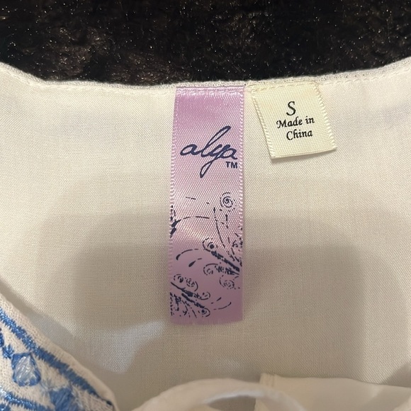 Francesca’s Boutique Top Size S - Picture 4 of 9